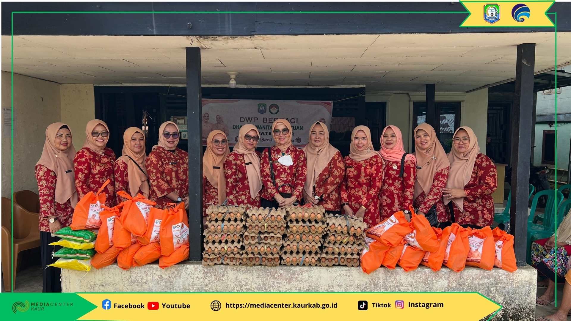 DWP Kabupaten Kaur Bersama Dewan Penasehat Berbagi di Bulan Ramadhan di Desa Talang Tais