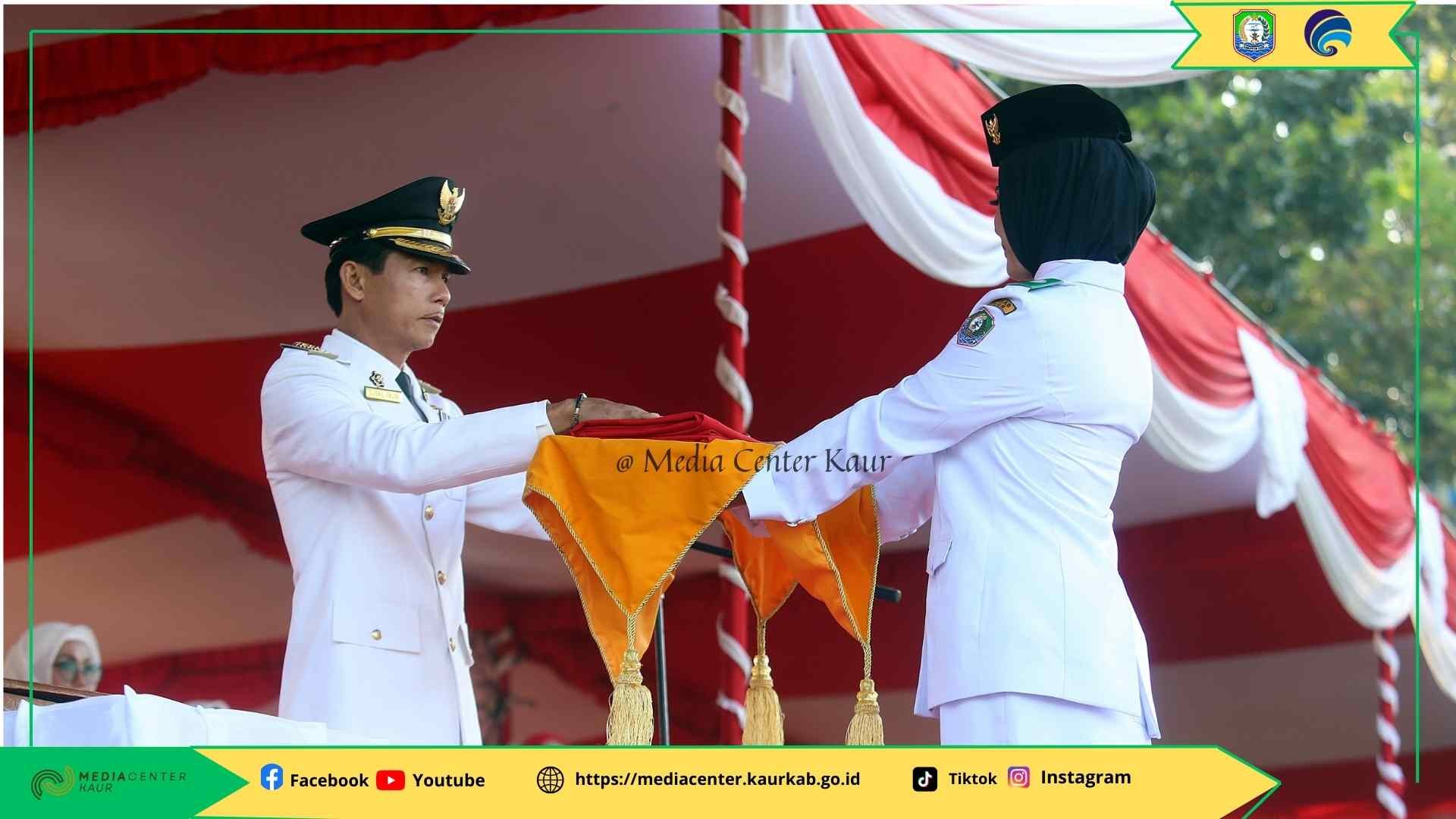 Berlangsung Khidmat, Bupati Kaur Jadi Irup  Pengibaran Bendera HUT Ke-80 Kemerdekaan RI