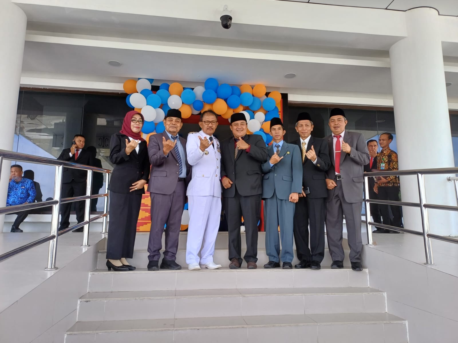 Asisten II Hadiri HUT Ke-10 Kabupaten Pesisir Barat