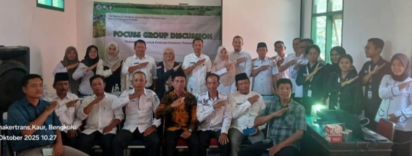 Tim Ekspedisi Patriot UNDIP Memetakan Potensi Masalah Konektivitas di Tran Muara Sahung