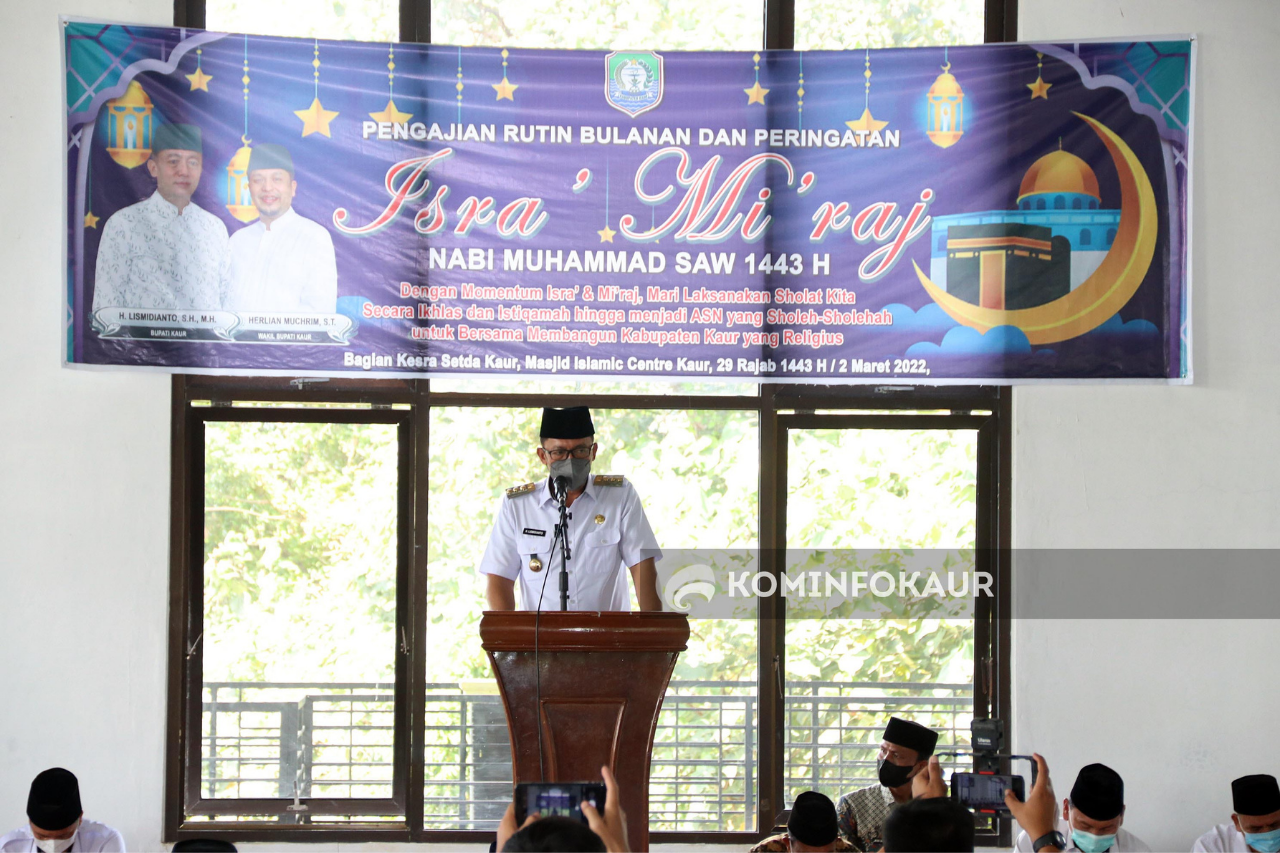 Hadiri Peringatan Isra Miraj, Wabup Ingatkan  Vaksinasi
