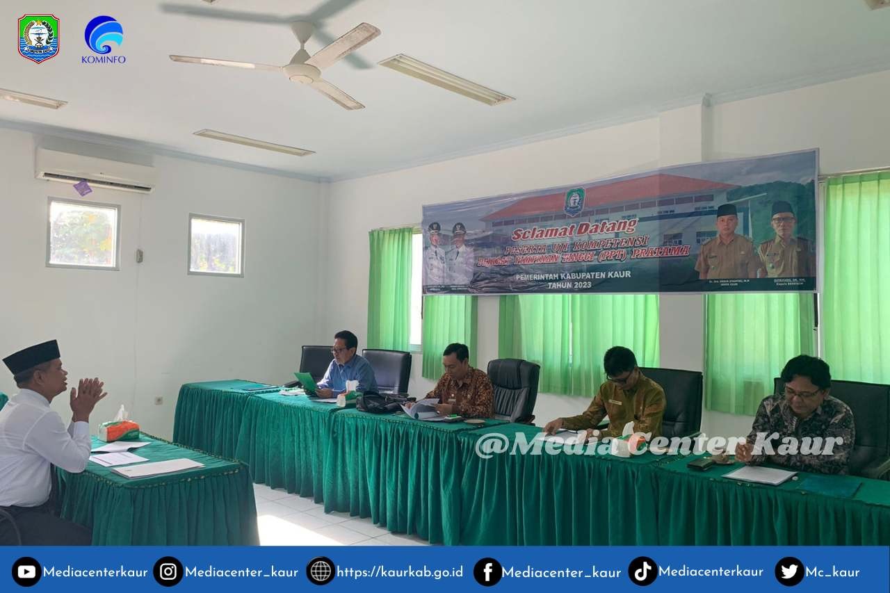 Tujuh Peserta Ujikom Presentasi Makalah dan Tes Wawancara