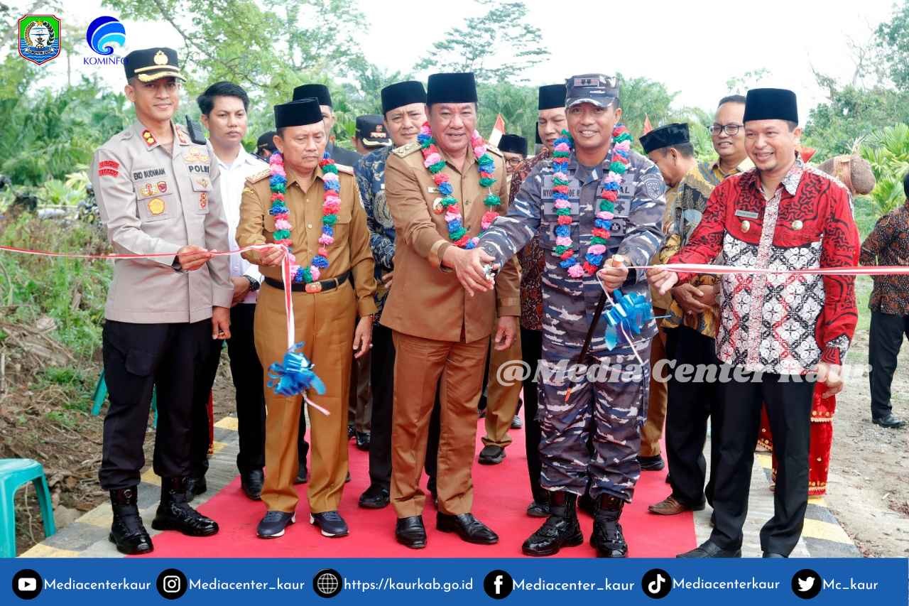 Karya Bakti Lanal Bengkulu, Bangun Jalan Sentra Produksi Sepanjang 670 Meter